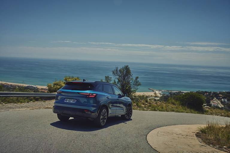 BEBE20250522  Renault Austral 07