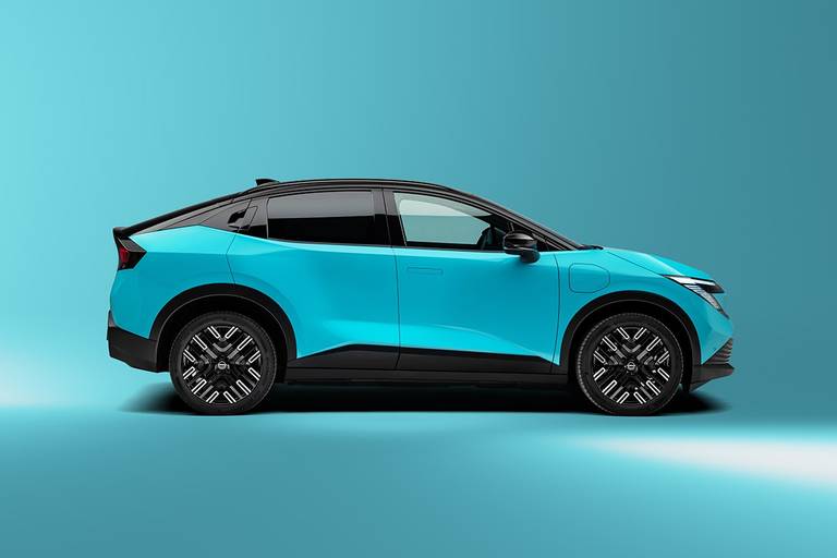 BEBE20250619 Nissan Leaf 01