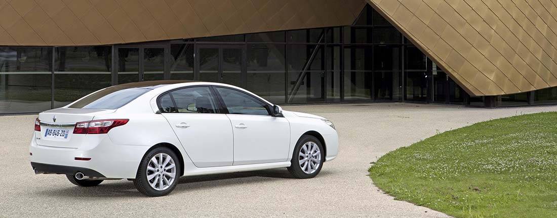 renault-latitude-l-03