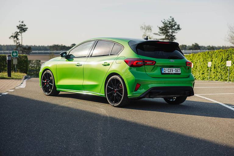 Ford Focus ST Track Pack (2023) static, rear view