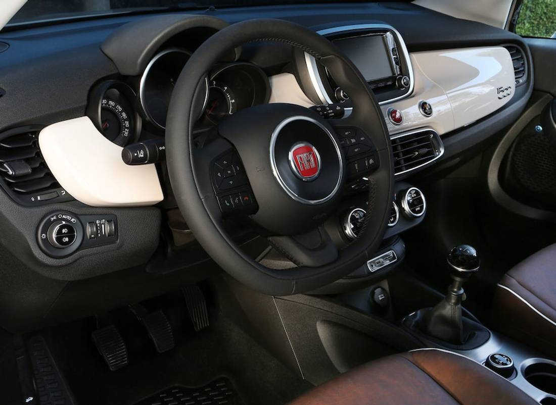 fiat-500x-interior