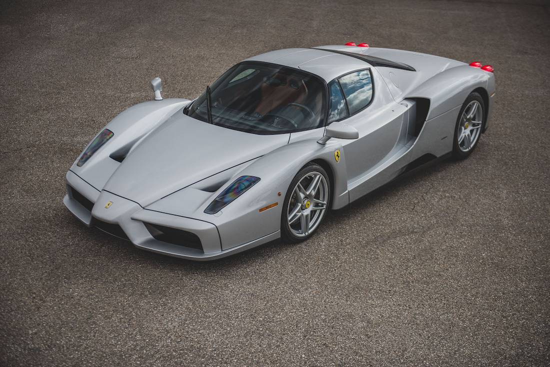 Ferrari Enzo RM Sotheby's (2023) statisch, vooraanzicht
