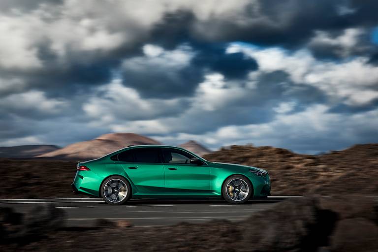 P90557517 highRes the-all-new-bmw-m5-0