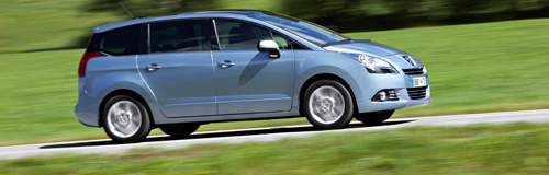 Essai - La famille est à l'aise à bord du Peugeot 5008