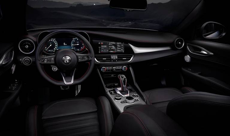 Alfa Giulia/Stelvio (2022) interieur